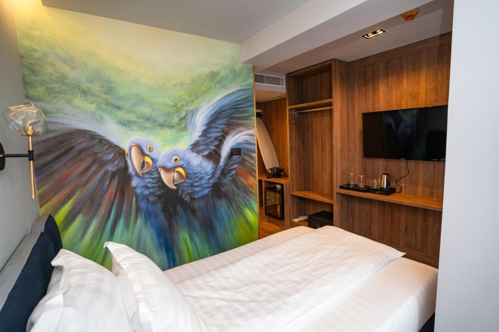 Cosmopolita Boutique Hotel Тимишоара Екстериор снимка