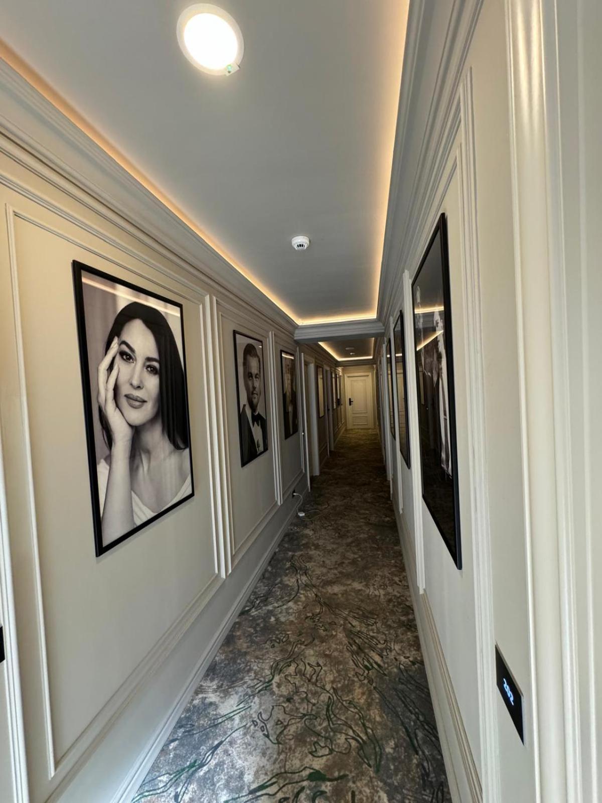 Cosmopolita Boutique Hotel Тимишоара Екстериор снимка