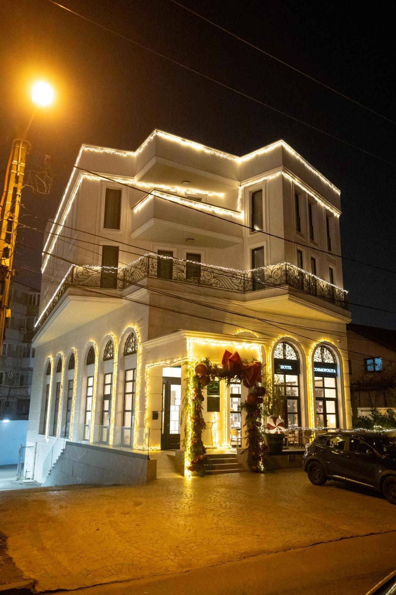 Cosmopolita Boutique Hotel Тимишоара Екстериор снимка